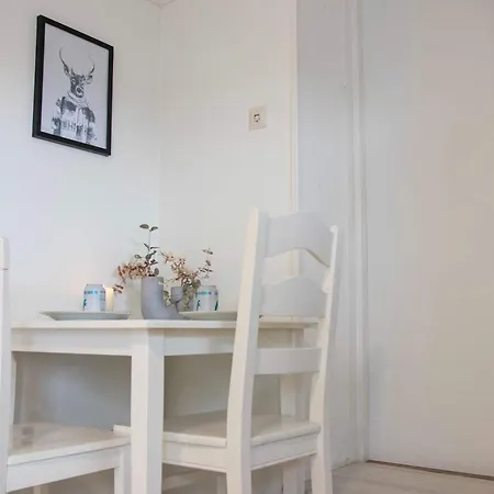 Inn Cozy Near Center *
